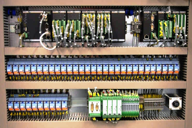 Difference%20between%20SCADA%2C%20HMI%2C%20PLC%20and%20DCS%20systems